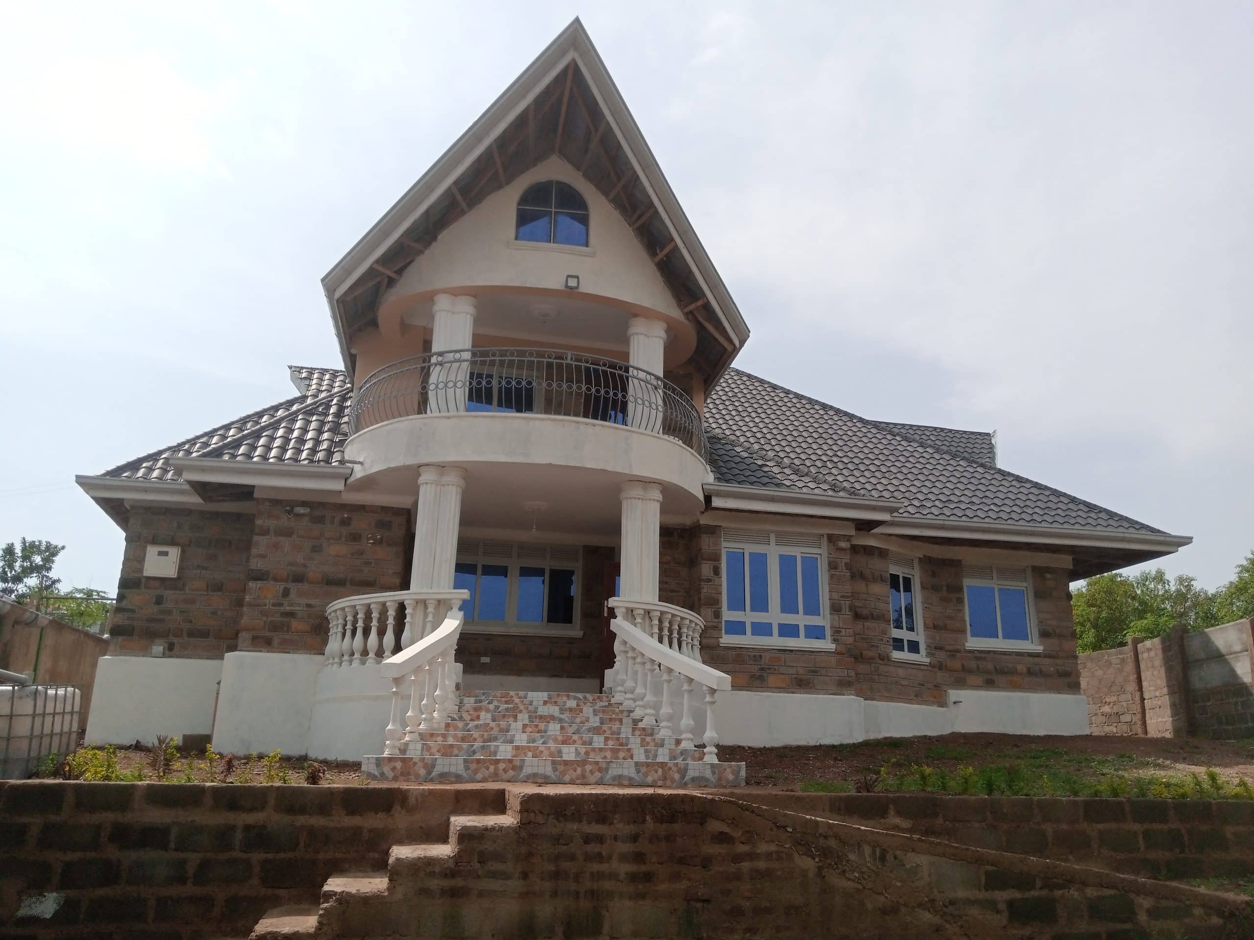 Building Management Kisumu West Kenya Real Estate Ltd