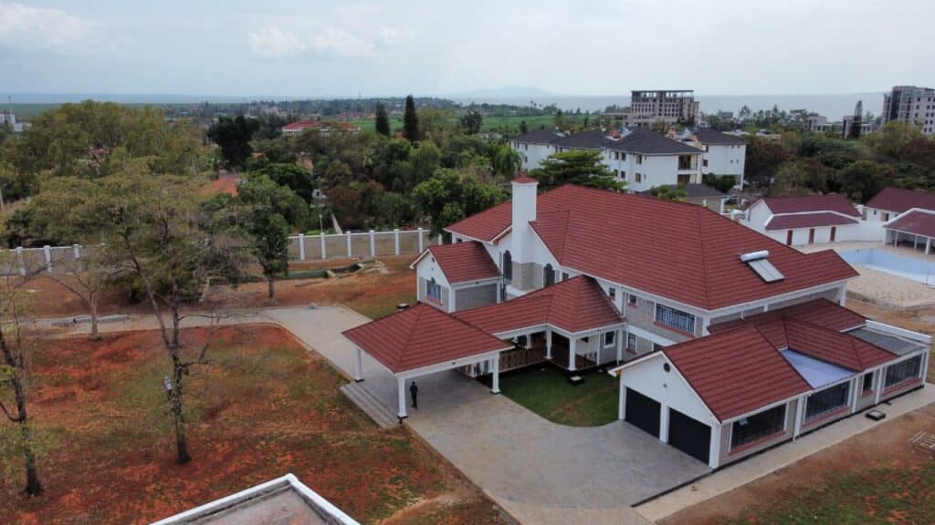 Building a house in Kenya